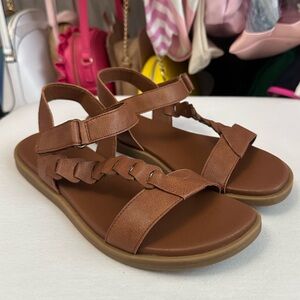 Frye & Co. Dylon Cognac Adjustable Strap Flat Sandals Size 6